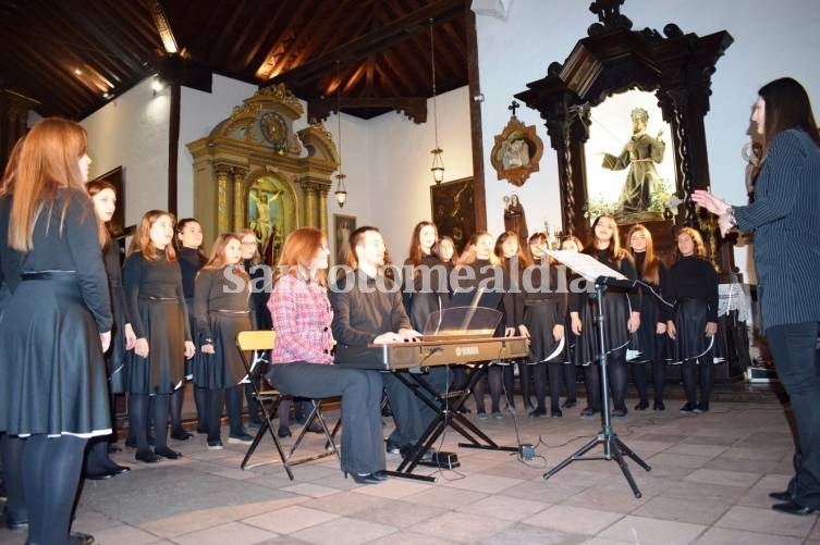 La Escuela Coral Municipal actuará en la Iglesia Inmaculada