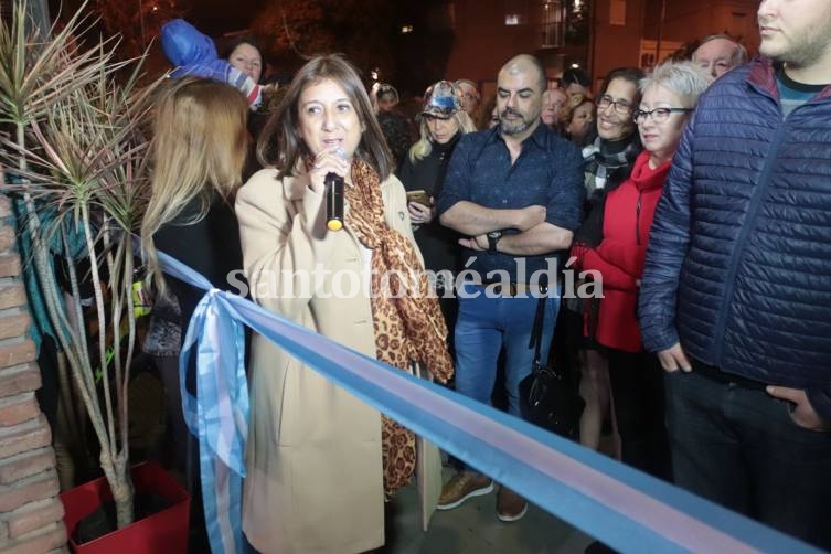 Daniela Qüesta participó de la inauguración de Feminíssima. (Foto: Municipalidad de Santo Tomé)