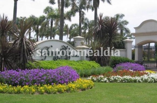 Funes: robaron 12 mil dólares del interior de una casa en un country