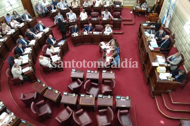 Polémica en la Cámara de Diputados: el interbloque del PJ se retiró de la sesión