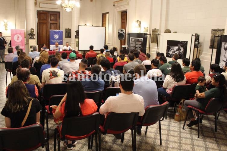La jornada se desarrolló en el hall de la Legislatura. (Foto: prensa Palo Oliver)