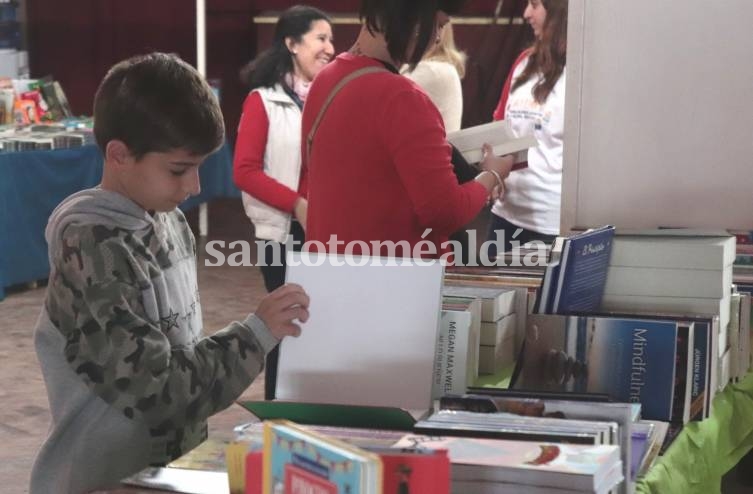 Hasta el domingo continúa la Feria del Libro