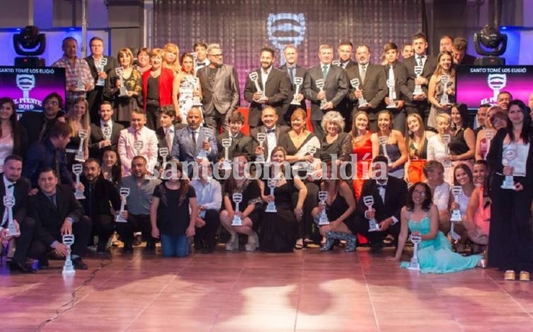 Entregaron los premios El Puente 2019. (Foto: RG)