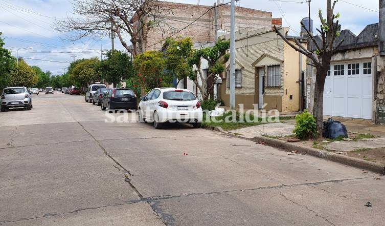 En Libertad al 1500 ingresaron luego de forzar una cerradura. (Foto: santotomealdia)