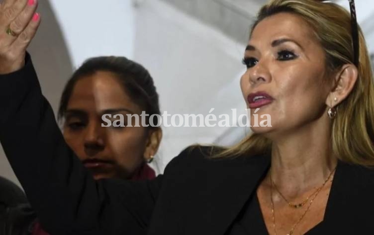 Bolivia: Jeanine Áñez anunció que convocará a elecciones “en las próximas horas”