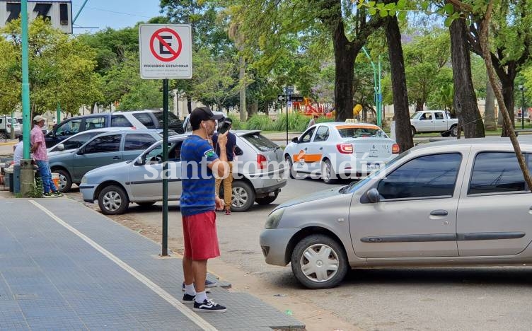 Proponen un Sistema de Estacionamiento Medido para ordenar el tránsito en el centro de la ciudad