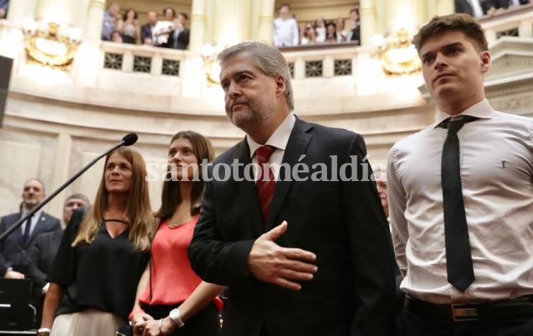 Roberto Mirabella juró en el Senado de la Nación: 