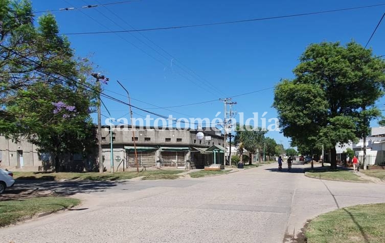 Herido de arma blanca cuando cortaba el pasto en Sarmiento y J. J. Paso