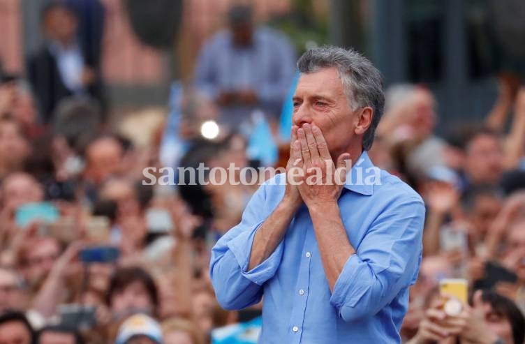 Mauricio Macri, emocionado en la despedida. (Foto: Infobae)