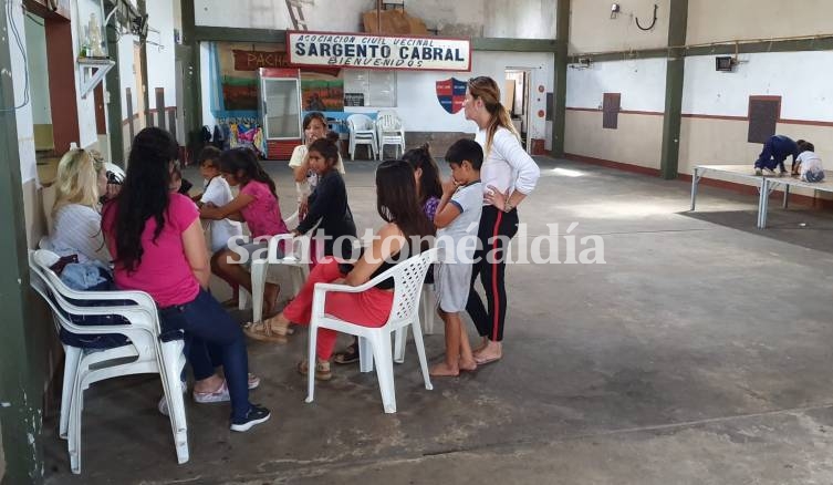 Dos familias de barrio Los Hornos permanecen evacuadas