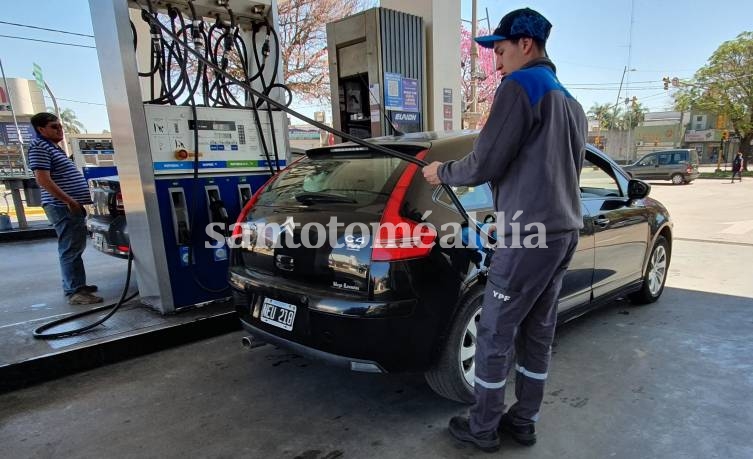 En Nochebuena, las estaciones de servicio permanecerán cerradas hasta las 6