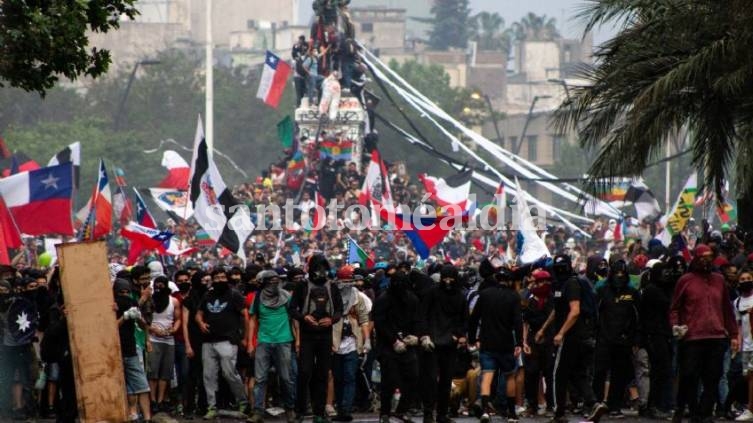 Murió un hombre en otra jornada de protestas en Chile