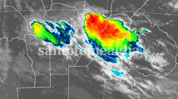 Cayeron 30 milímetros en muy poco tiempo y se mantiene vigente el alerta meteorológico