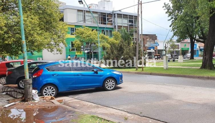 Mujer policía fue asaltada luego de extraer dinero de un cajero 