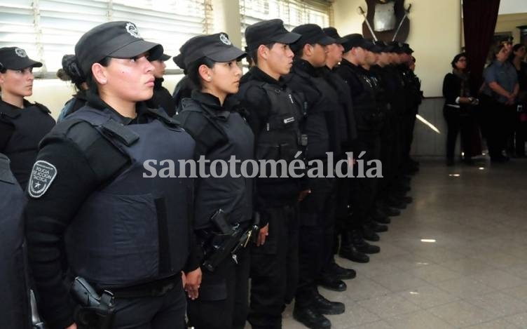 UNL presenta el informe de la encuesta a trabajadoras penitenciarias