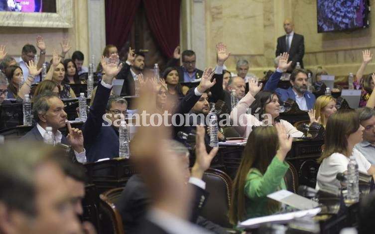 El Gobierno consiguió el aval definitivo del Consenso Fiscal