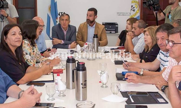 El gobierno convocó a los docentes a una nueva reunión paritaria