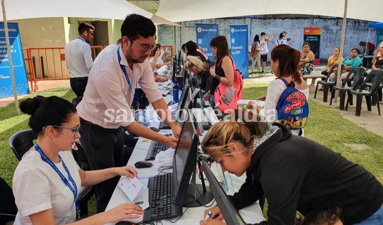 454 familias de Sauce Viejo reciben la Tarjeta Alimentar