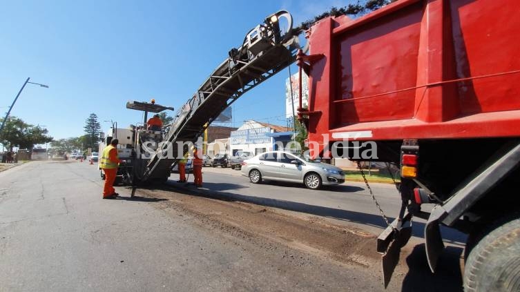 Comenzó la obra de bacheo en Avenida 7 de Marzo. (Foto: Santotomealdia)