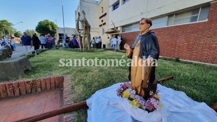 La imagen de Santo Tomás de Aquino, esta mañana, en la sede del Municipio. (Foto: Santotomealdia)