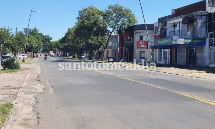 Con el aislamiento obligatorio, bajó notoriamente la circulación de gente en las calles de la ciudad