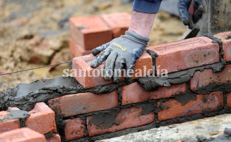 Nuevas excepciones: albañiles, plomeros y changarines podrán hacer trabajos de emergencia