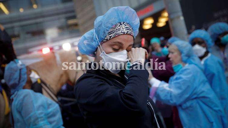 Más de 4.500 muertes en EE.UU. por coronavirus en un día
