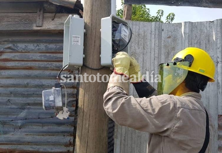 En cada domicilio se instalaron medidores sociales.