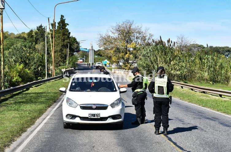 El gobierno intensifica los controles en los puestos sanitarios en rutas santafesinas y límites interprovinciales