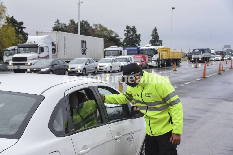 Cómo funcionan los nuevos controles de ingreso y egreso a la provincia de Santa Fe