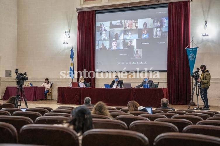 El Consejo Superior de la UNL volvió a sesionar en la Manzana Histórica