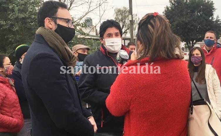 Clemente e Ilchischen acompañaron a vecinos que reclaman diversas mejoras barriales