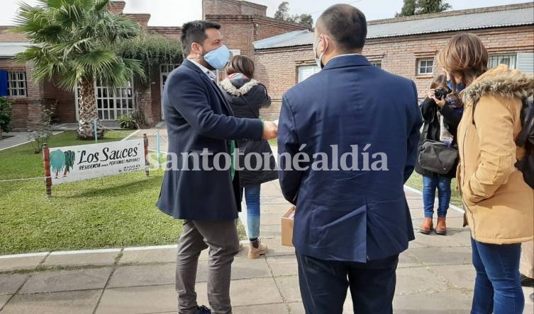 Alvizo visitó geriátricos de la ciudad junto a funcionarios del Ministerio de Desarrollo Social