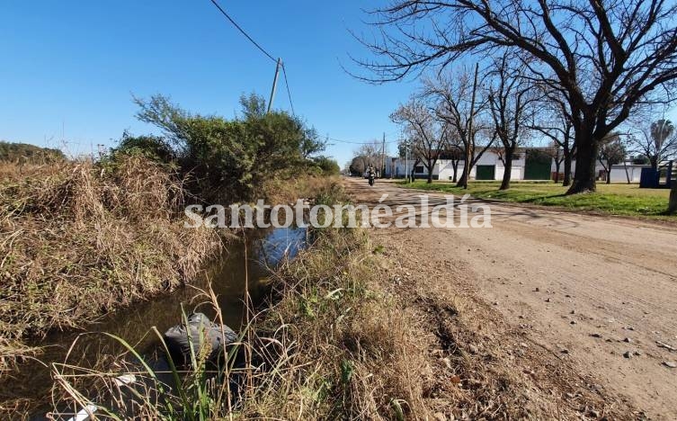 El canal Gaboto, un desagüe clave para la ciudad. (Foto: Santotomealdia)