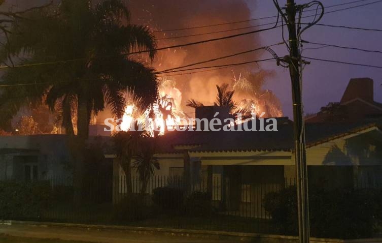 Se incendió una casa en la costanera de nuestra ciudad