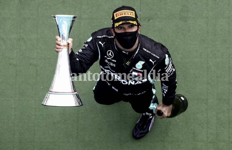 Hamilton ganó el Gran Premio de Bélgica y se mantiene el dominio de Mercedes