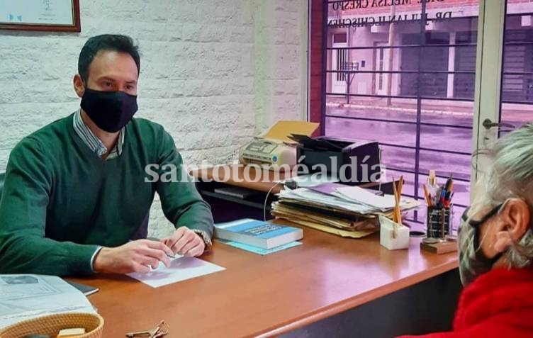 Julián Ilchischen impulsa un programa de asistencia para personal de casas particulares