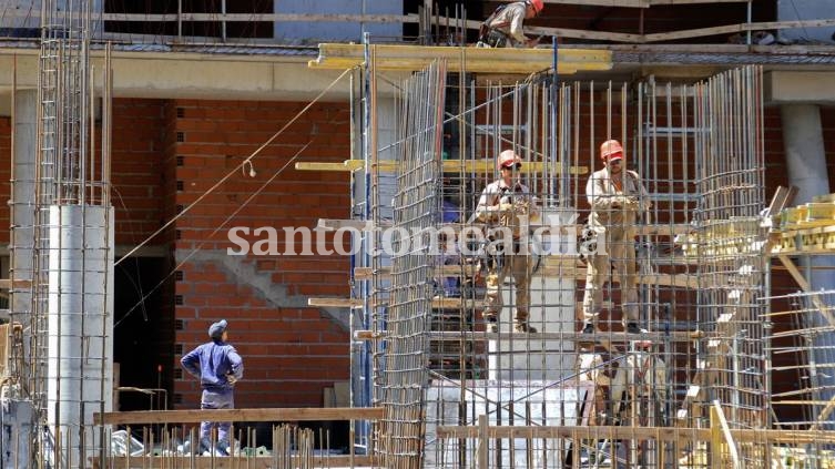 El desempleo en el Gran Santa Fe superó el 20% y es la tercera en el país