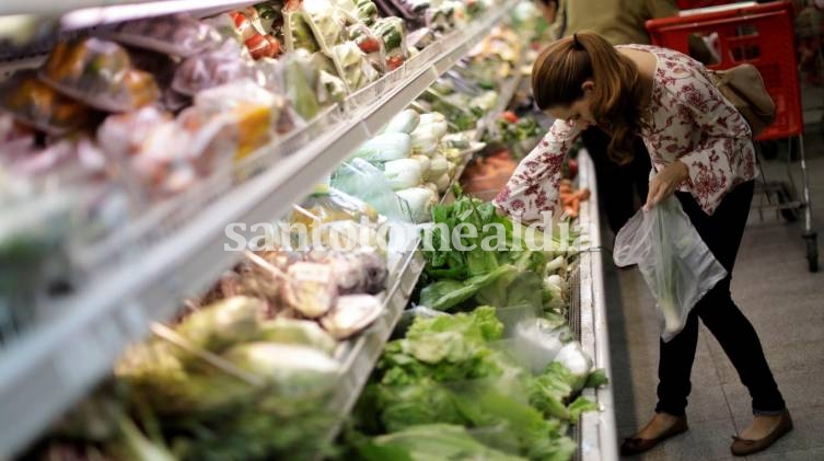 Los precios de los alimentos subieron 4,5% en abril