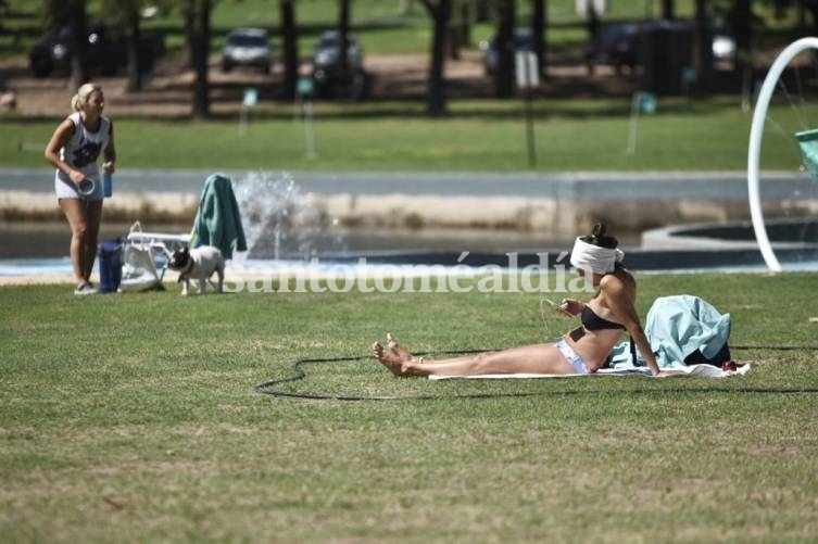 Santa Fe: habilitaron la temporada de verano en los piletones del Parque Sur