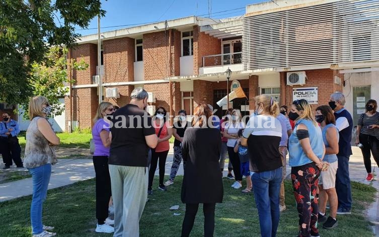 Nueva manifestación de vecinos de la Comisaría 12
