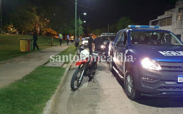 Navidad: no estará permitido reunirse en espacios públicos después de las doce