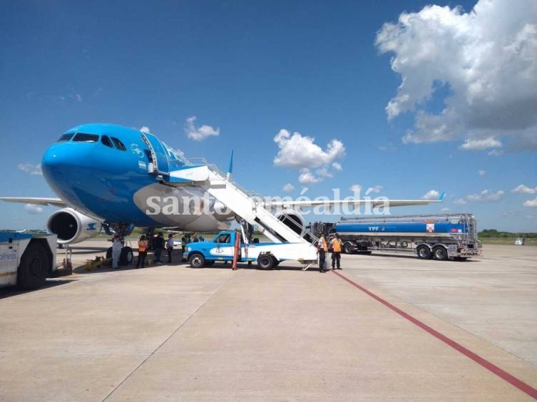 Partió el vuelo de Aerolíneas Argentinas hacia China para traer vacunas de Sinopharm