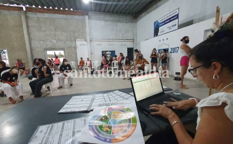 Realizaron un taller de nutrición para deportistas del Club Atenas