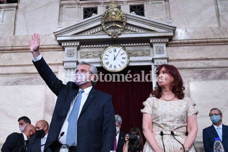 Alberto Fernández abrió las sesiones en el Congreso con duras críticas al macrismo y la Justicia