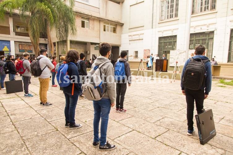 Con modalidad mixta, la Escuela Industrial Superior de la UNL comenzó el ciclo lectivo 2021