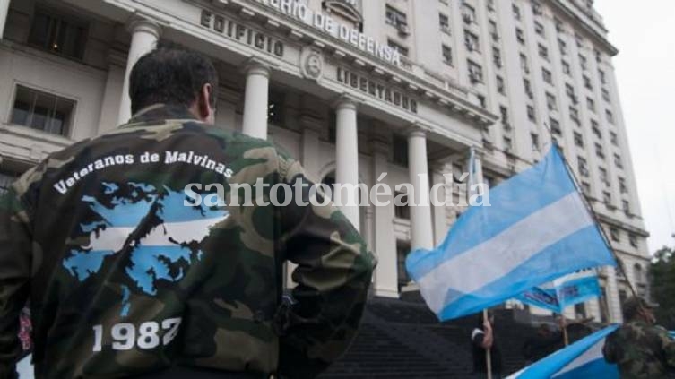 Con actos en distintos puntos del país, se recuerda el Día del Veterano y los Caídos en la Guerra de Malvinas