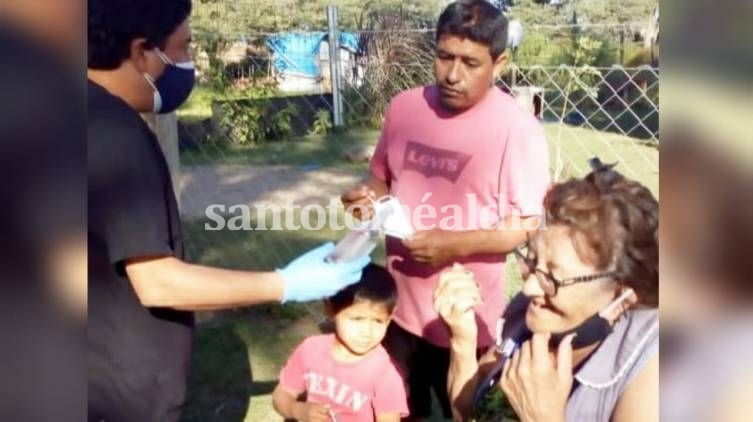 Clemente entregó elementos de protección sanitaria contra el COVID-19