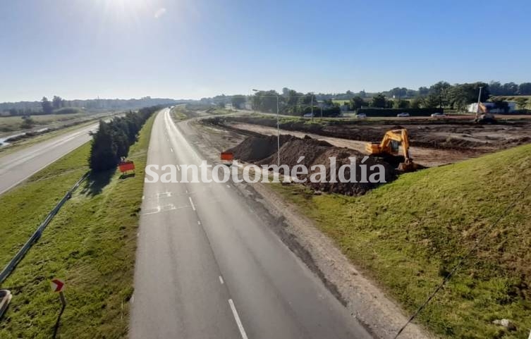 Avanza la obra del nuevo intercambiador vial en la Autopista