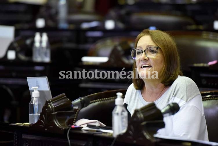 Patricia Mounier: “Es importante la unidad y el apoyo del movimiento obrero a Alberto Fernández”